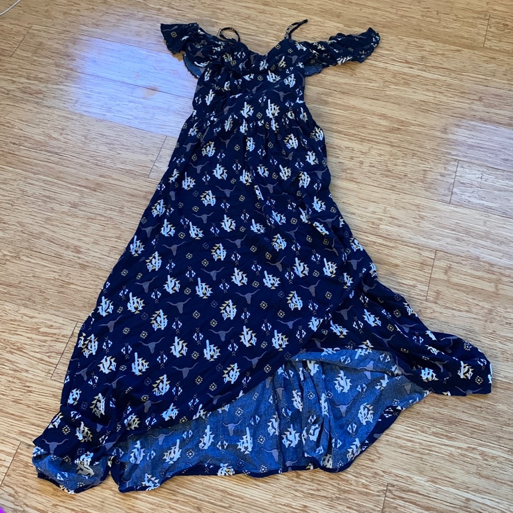 Arita Navy blue with cactuses and skulls